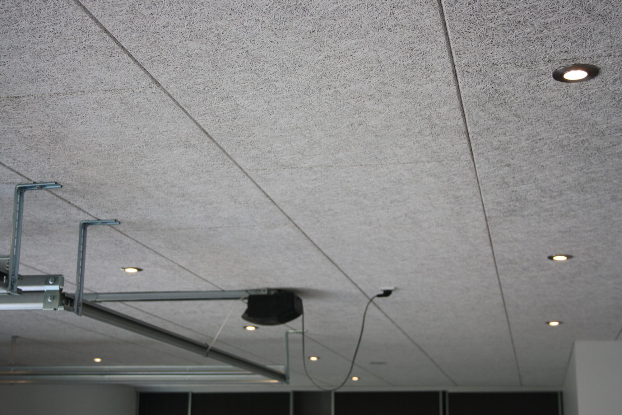 Lesna volna Multifin White 600×1200 mm