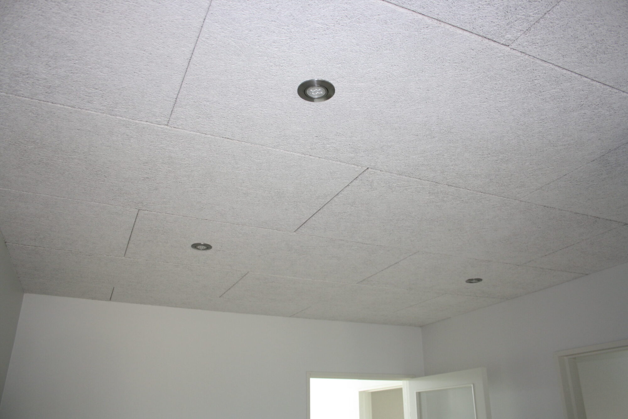 Lesna volna Multifin White 600×1200 mm